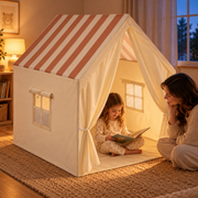 Cabane à rayures — en scène de lecture du soir